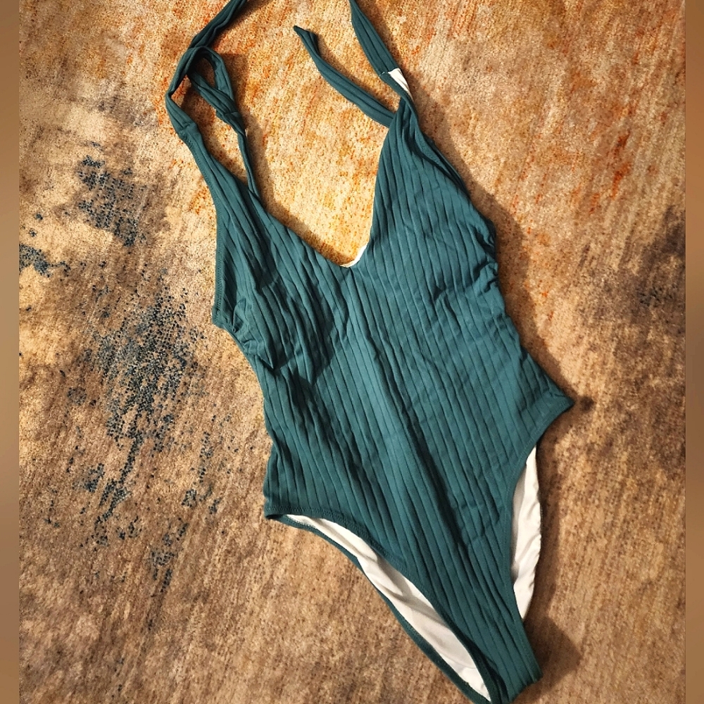 Shade Shore Women's Green Ribbed One Piece Swim Suit